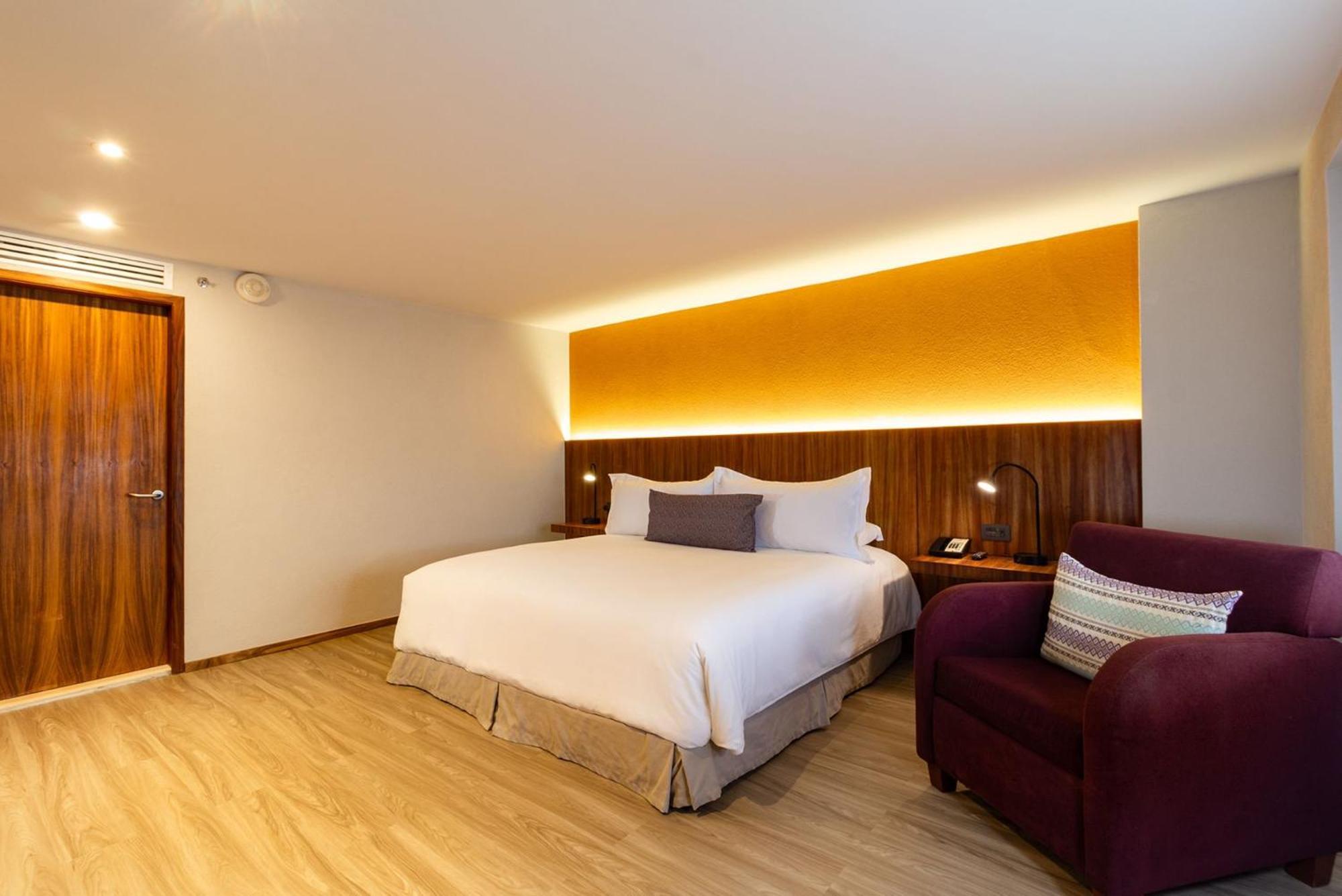 Hotel Camino Real Aeropuerto Città del Messico Esterno foto A room at the hotel